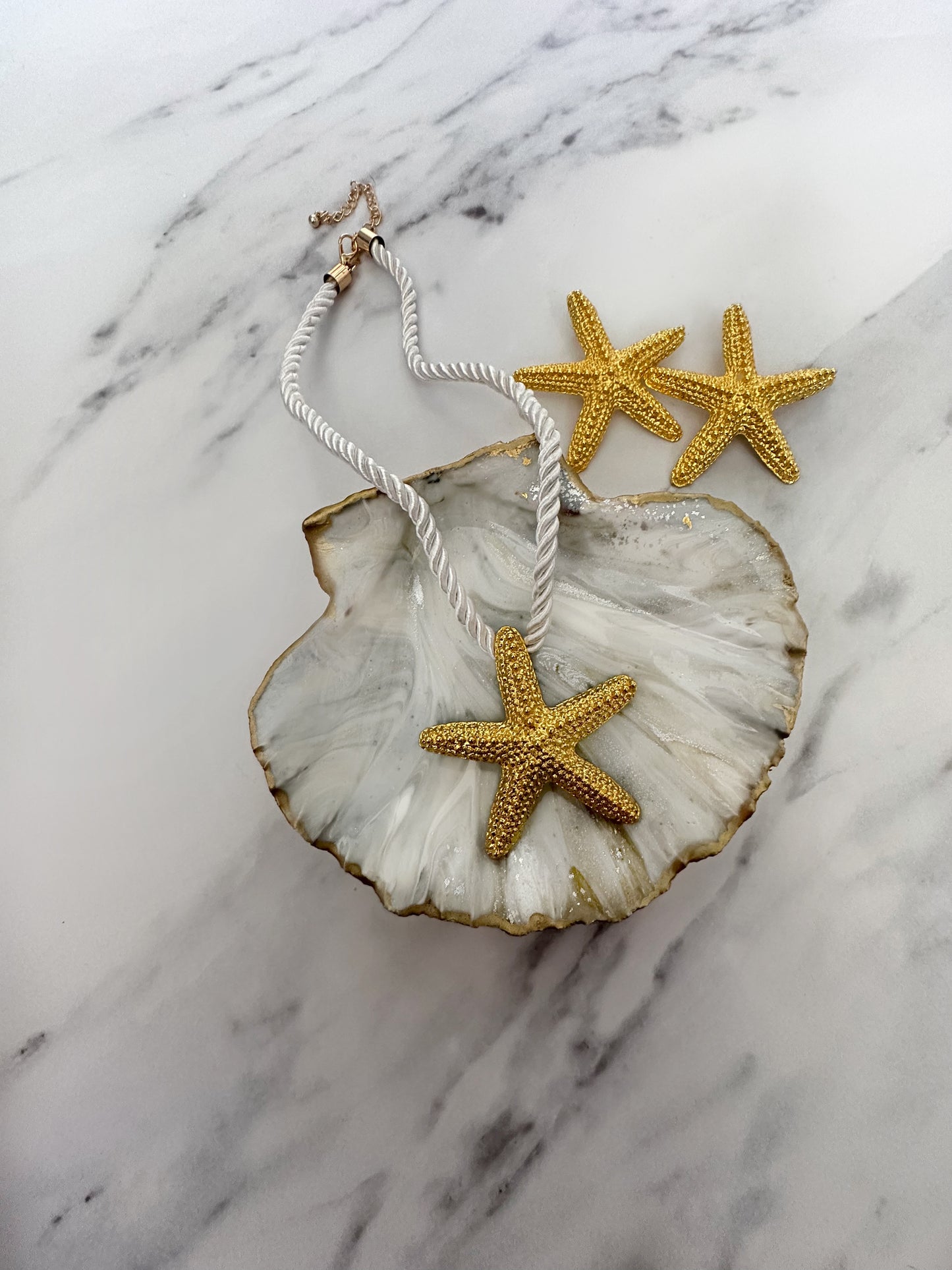 Starfish necklace