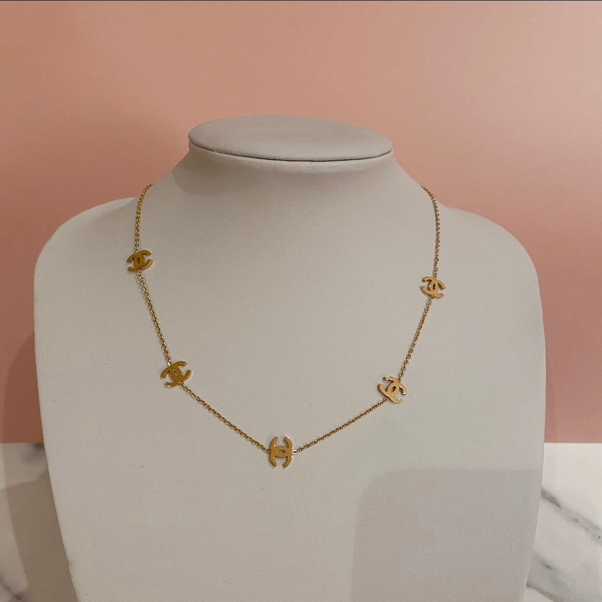 C NECKLACE